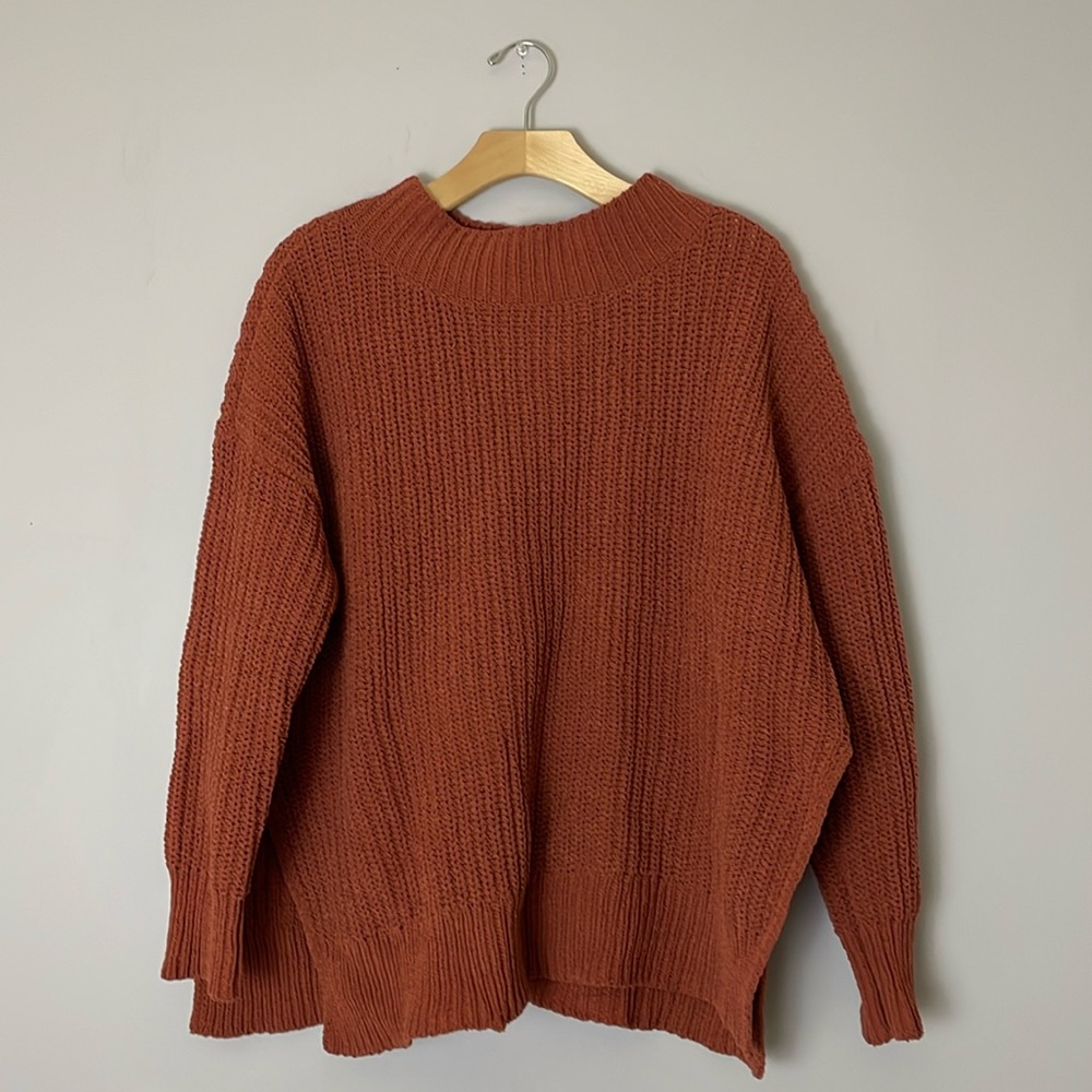 Rust AEO Sweater